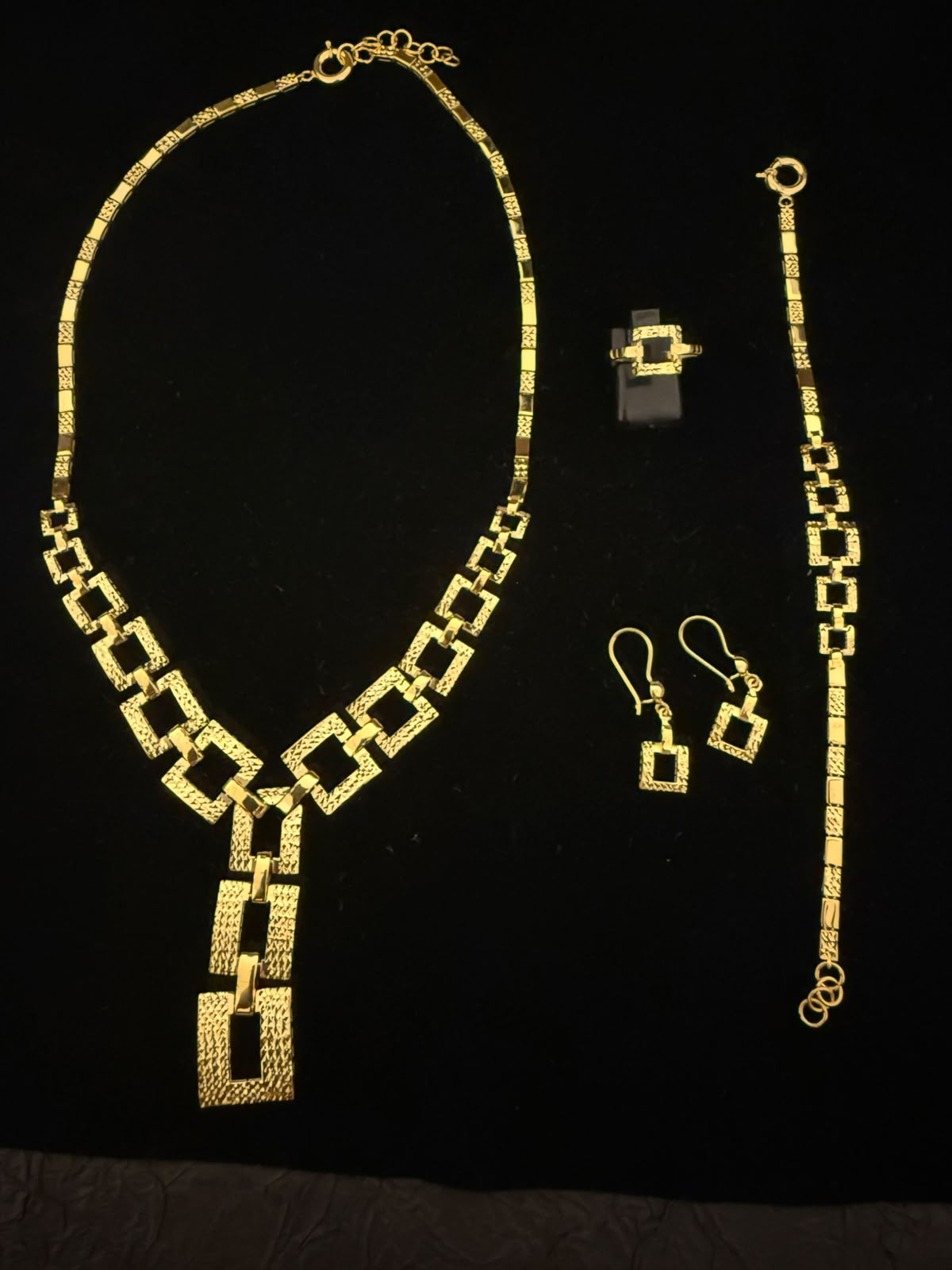 Gold Jewellery Collection