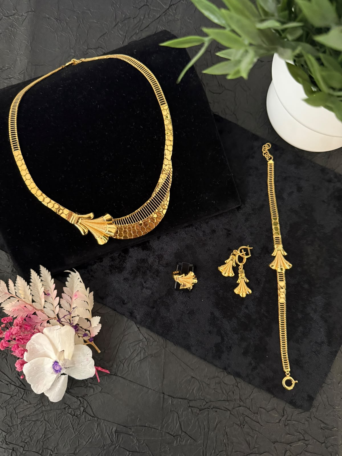 Gold Jewellery